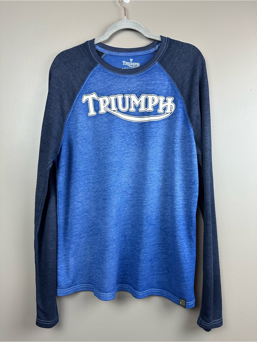 Triumph X Lucky Brand Two-Tone Blue Long Sleeve Raglan Tee Medium